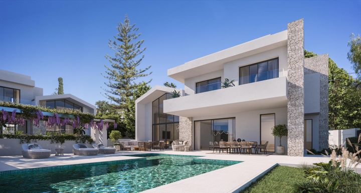 5 bedrooms house for sale in Marbella, Spain