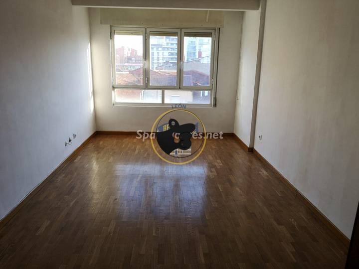 3 bedrooms apartment in Leon, Leon, Spain