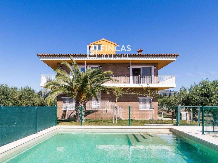 5 bedrooms house for sale in Montbrio del Camp, Spain