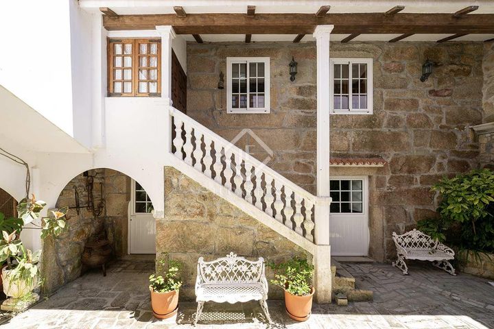 4 bedrooms house for sale in Boiro, Spain