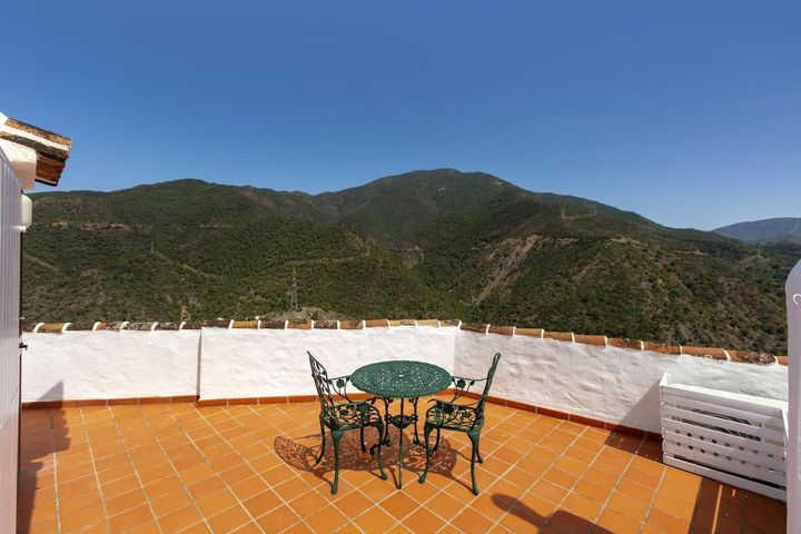 2 bedrooms house for sale in Istan, Spain