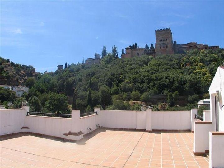 2 bedrooms apartment for rent in Albaicin, Spain