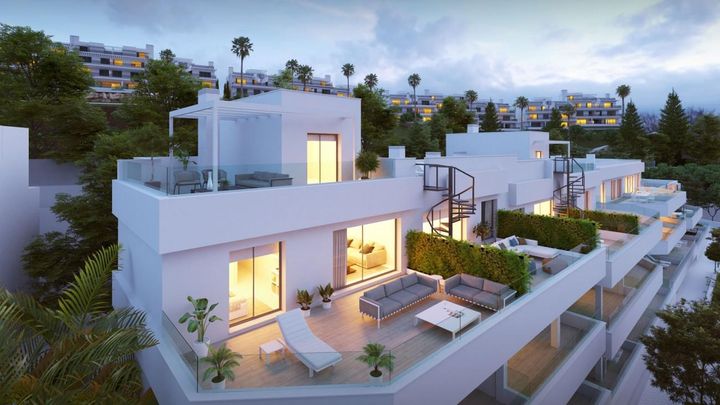 2 bedrooms house for sale in Estepona, Spain