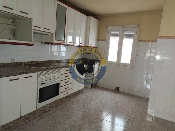 3 bedrooms apartment in Leon, Leon, Spain