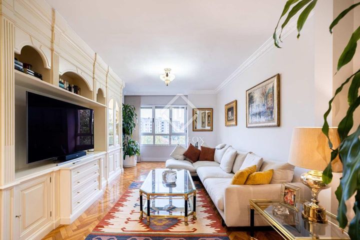 2 bedrooms apartment for sale in Madrid, Spain