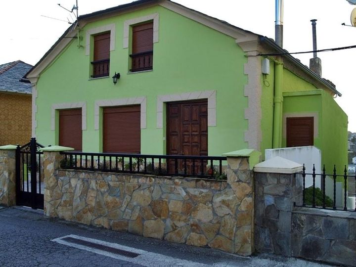 5 bedrooms house for sale in Coana, Spain