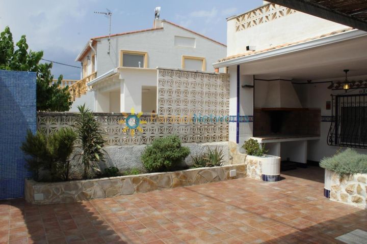 3 bedrooms house for rent in Oliva, Spain