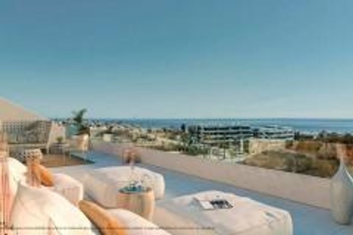 3 bedrooms apartment for sale in Fuengirola, Spain