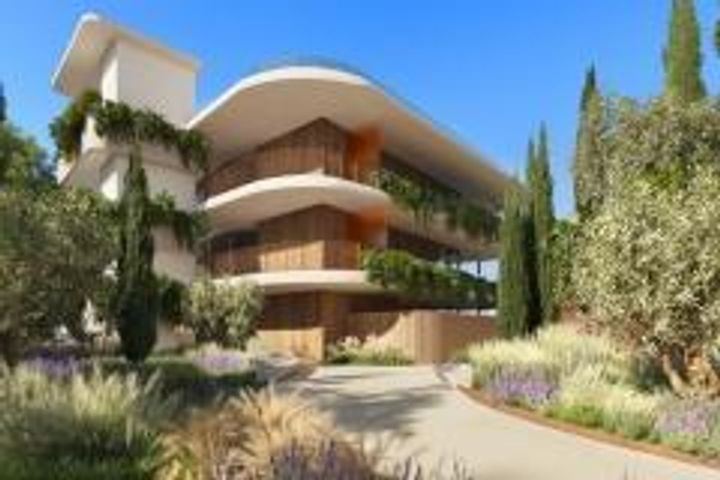 3 bedrooms apartment for sale in Fuengirola, Spain