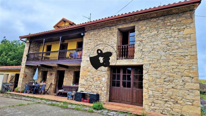 5 bedrooms house in Carreno, Asturias, Spain