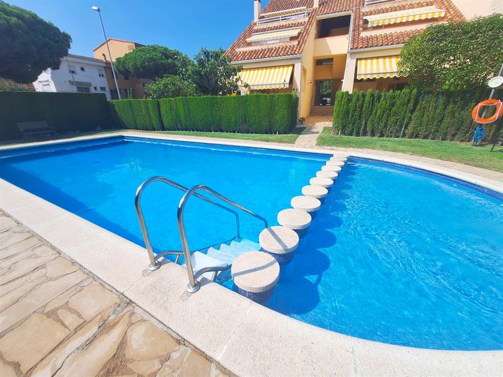 2 bedrooms apartment for sale in Platja dAro, Spain