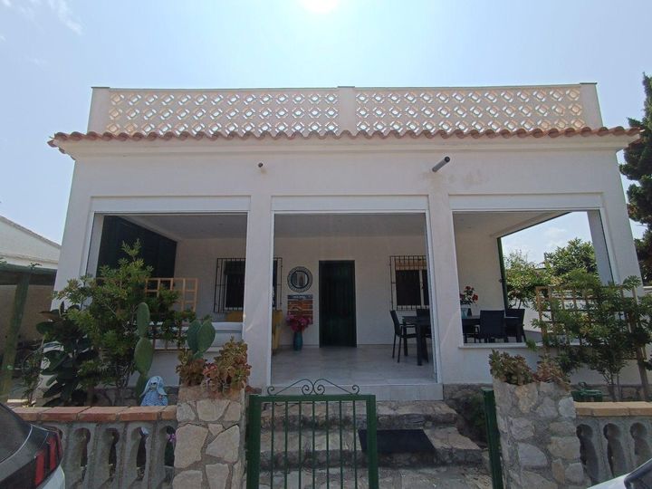 4 bedrooms house for rent in Oliva pueblo, Spain