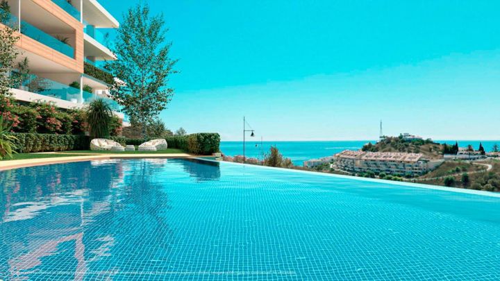 3 bedrooms apartment for sale in Fuengirola, Spain