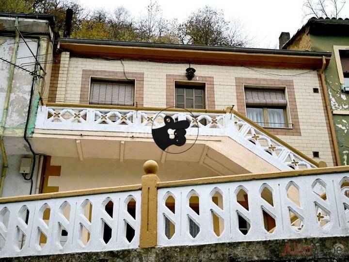 2 bedrooms house in Langreo, Asturias, Spain