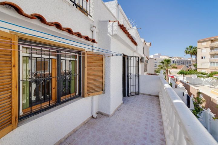 3 bedrooms house for sale in Playa de los Locos, Spain