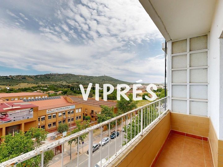 4 bedrooms apartment for sale in Caceres‎, Spain