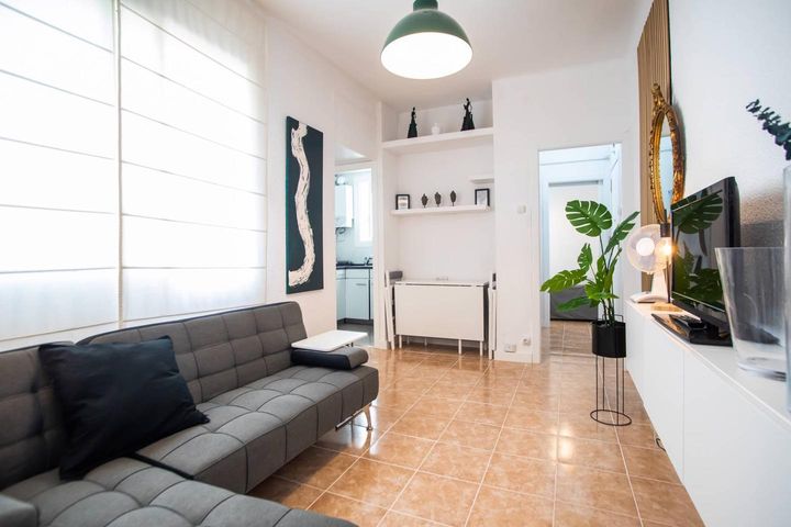 3 bedrooms apartment for rent in Sant Marti, Spain