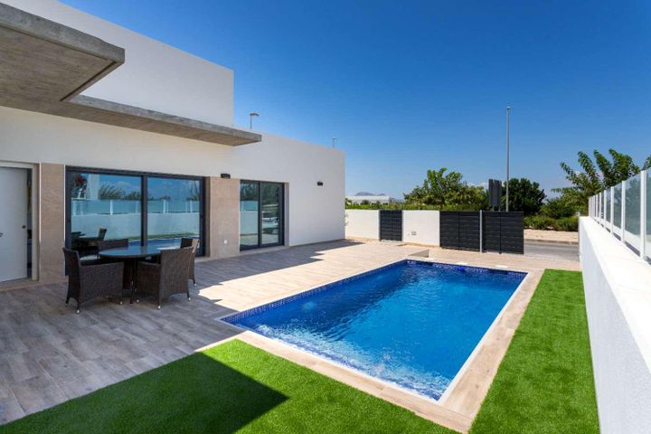 3 bedrooms house for sale in Centro, Spain