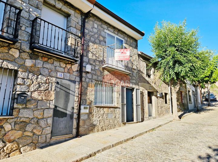 4 bedrooms house for sale in San Bartolome de Pinares, Spain