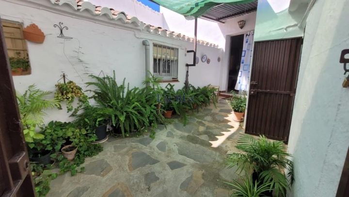 4 bedrooms house for sale in Arenas, Spain