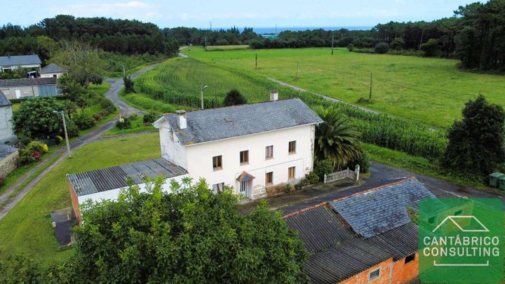 5 bedrooms house for sale in Eo-Navia, Spain