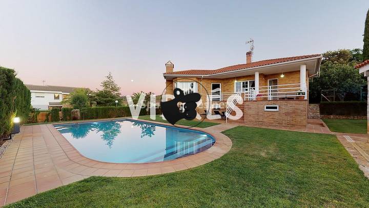 4 bedrooms house in Caceres‎, Caceres‎, Spain