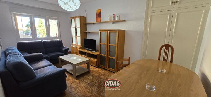 3 bedrooms apartment for rent in Oviedo, Spain