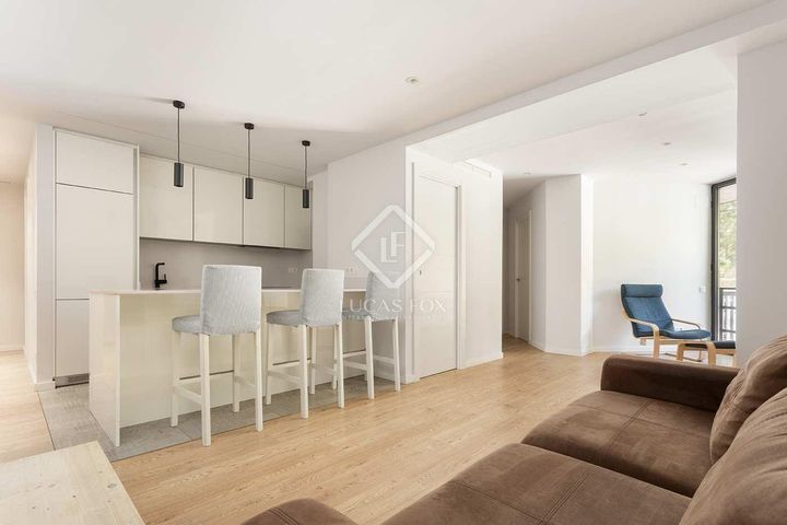 3 bedrooms apartment for rent in Barcelona, Spain