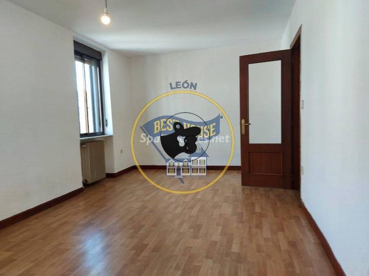 2 bedrooms apartment in Leon, Leon, Spain