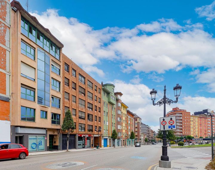 2 bedrooms apartment for sale in Oviedo, Spain