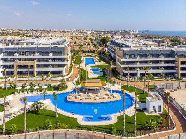 3 bedrooms apartment for sale in Playa Flamenca, Spain