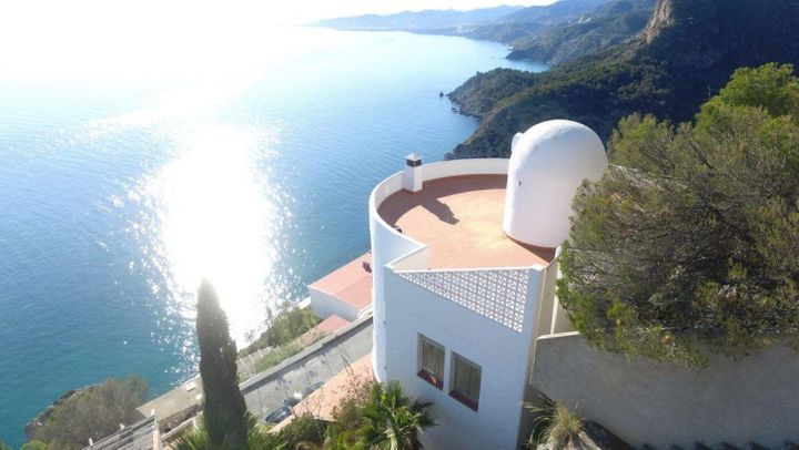 2 bedrooms house for sale in La Herradura, Spain