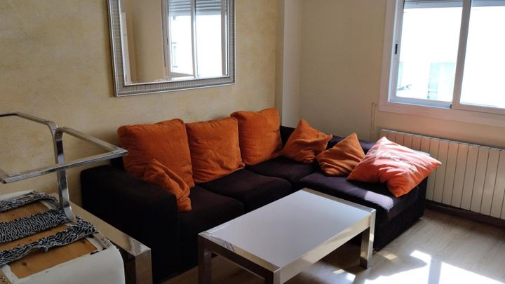 3 bedrooms apartment for rent in Universidad, Spain