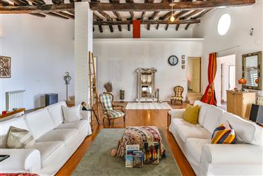 5 rooms other in Barcelona, Spain