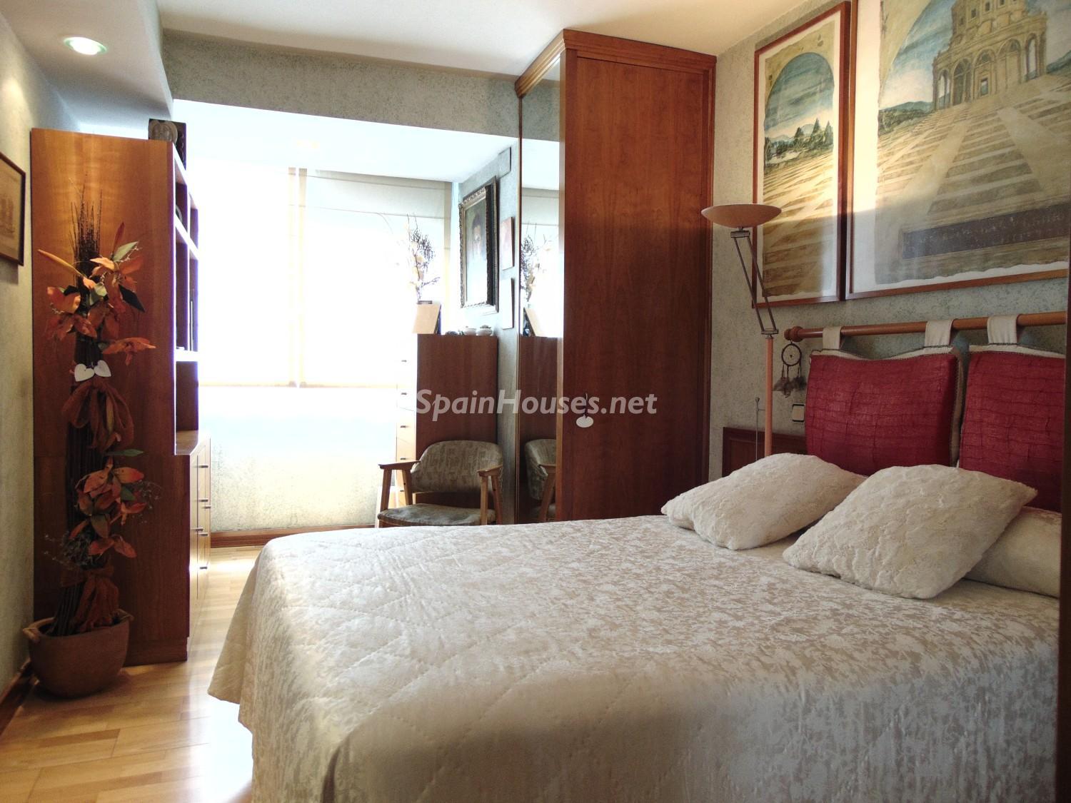 2 bedrooms rooms other in  Spain