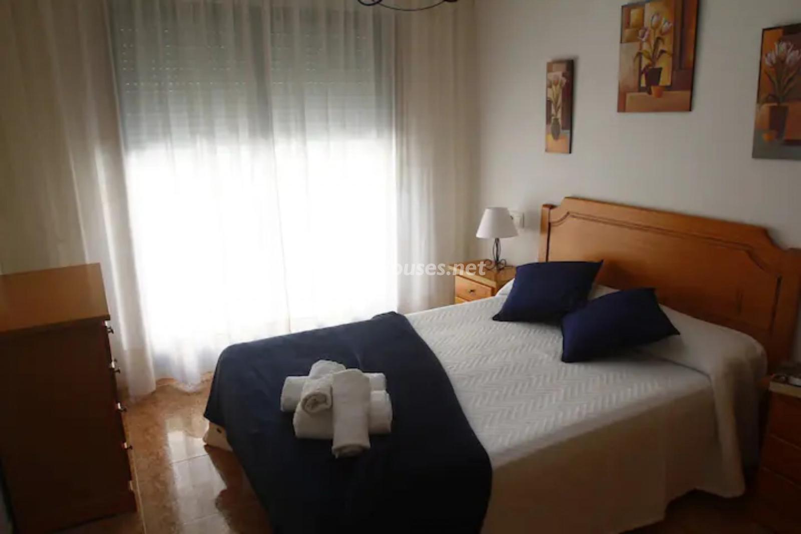 4 bedrooms rooms apartment in  Spain