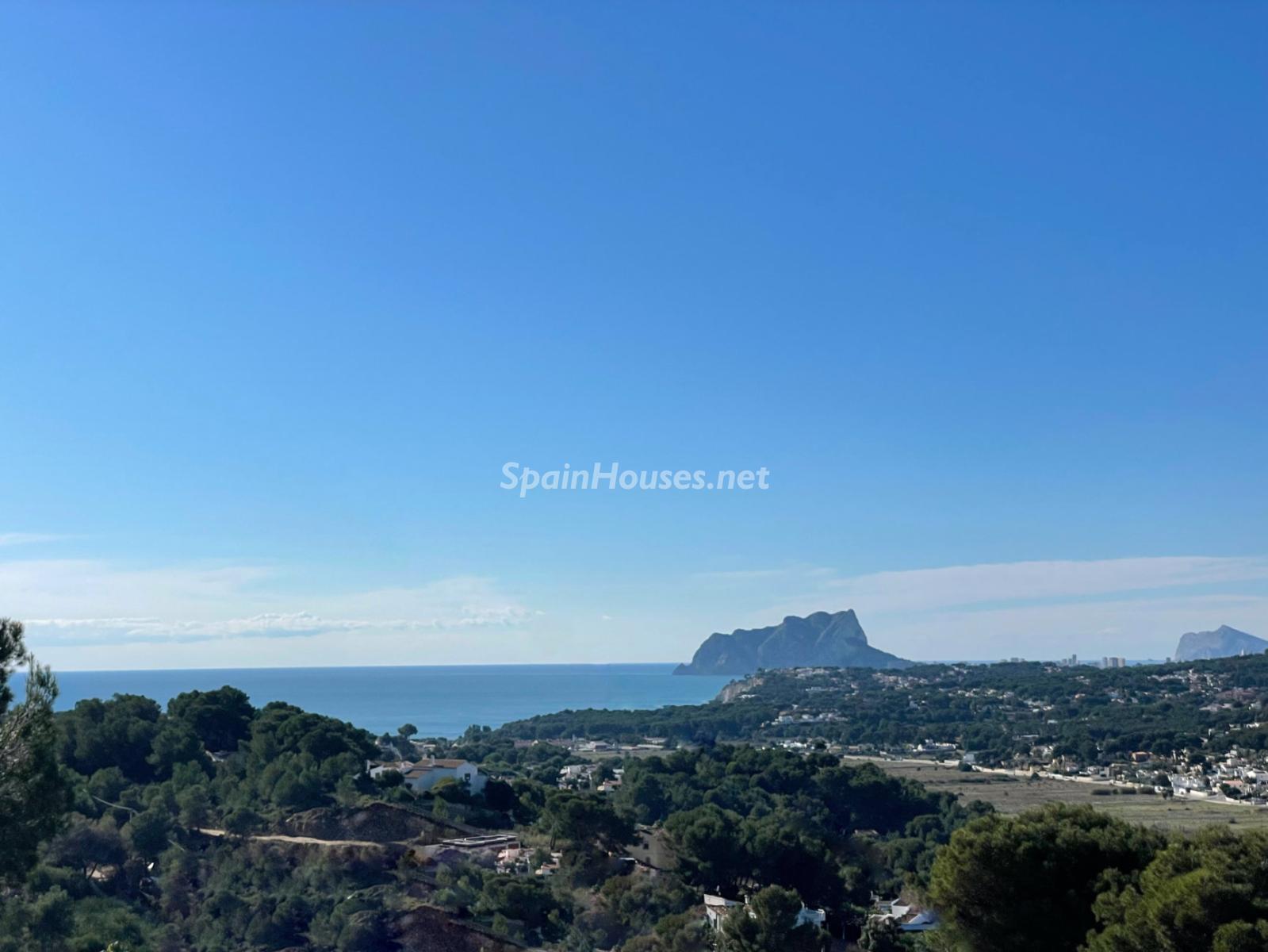 4 bedrooms rooms other in  Spain