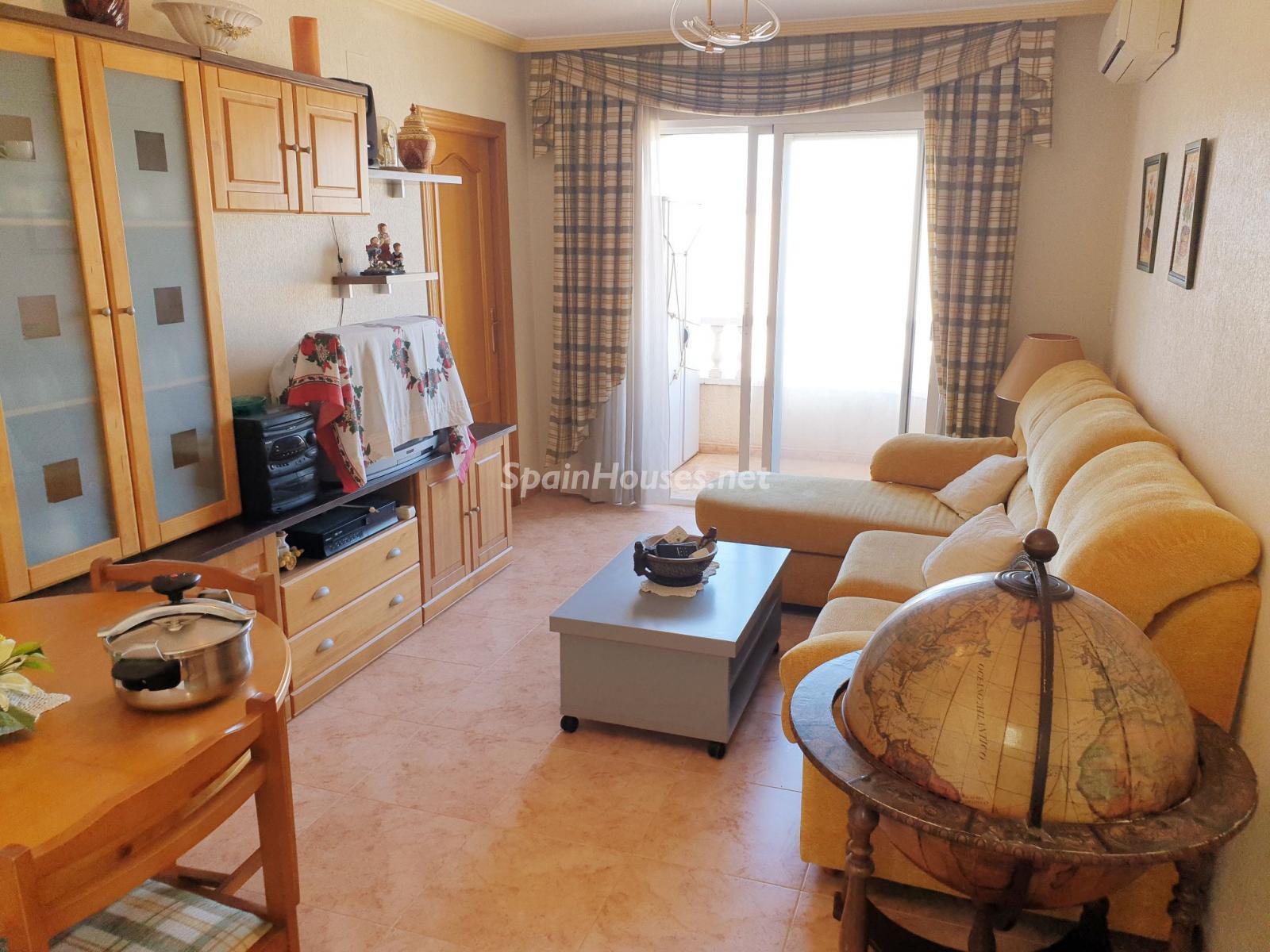 2 bedrooms rooms apartment in  Spain