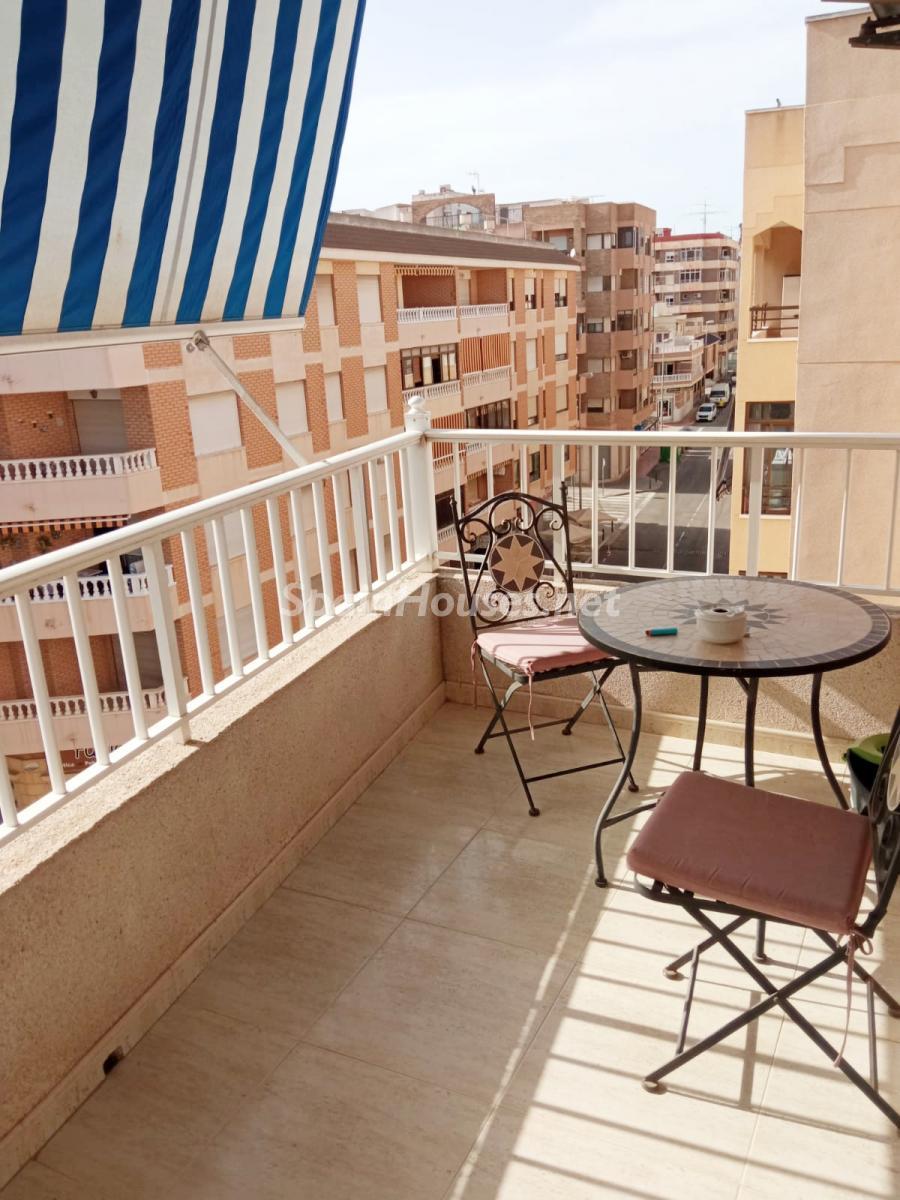 2 bedrooms rooms apartment in  Spain