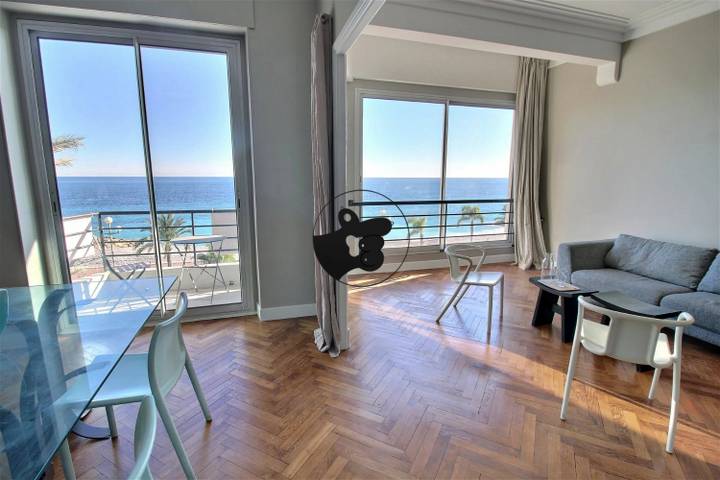 1 bedroom apartment for sale in Alpes-Maritimes (06), France