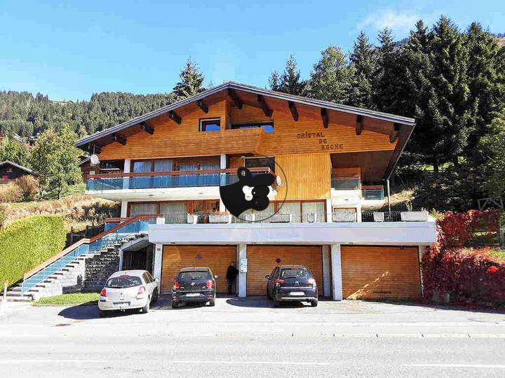 8 bedrooms house for sale in Haute-Savoie (74), France