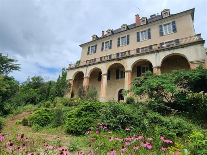 11 bedrooms other for sale in Saint-Denis-Catus, France