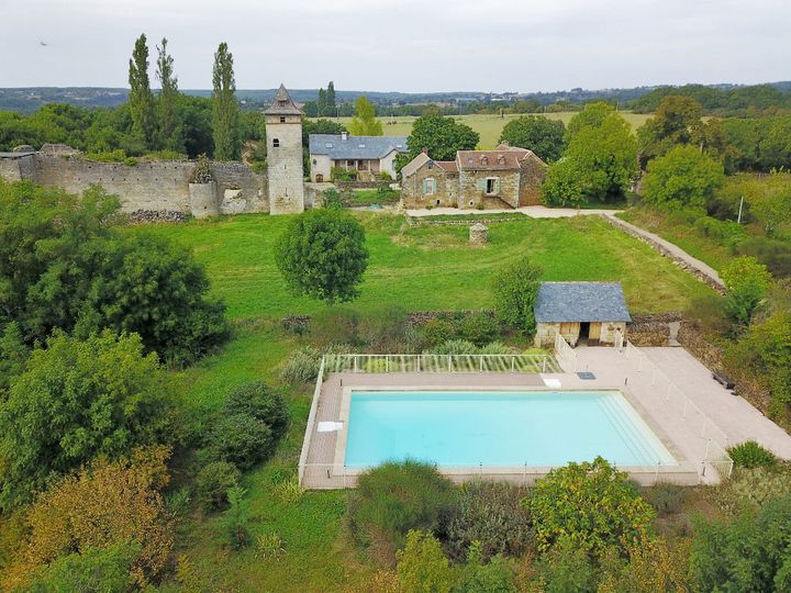 7 bedrooms house for sale in  France