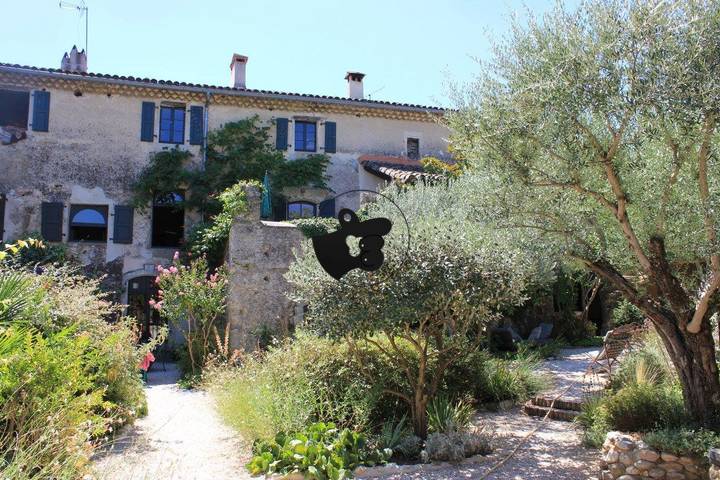 11 bedrooms house for sale in Gard (30), France