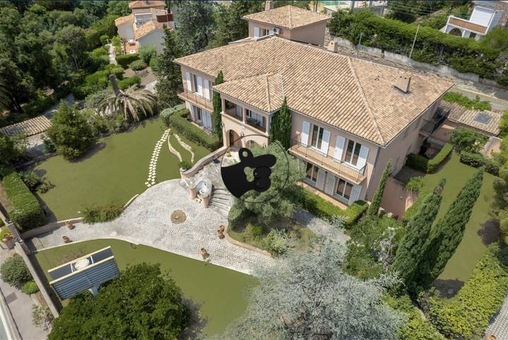 10 bedrooms house for sale in Var (83), France