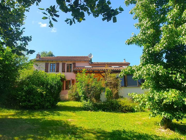 3 bedrooms house for sale in LUNAC, France