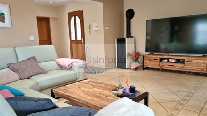 4 bedrooms house for sale in Arpaillargues-et-Aureillac, France