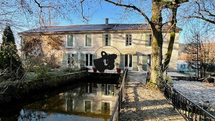 4 bedrooms house in Dordogne (24), France