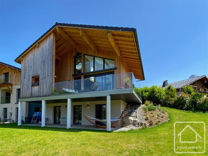 5 bedrooms house for sale in Haute-Savoie (74), France