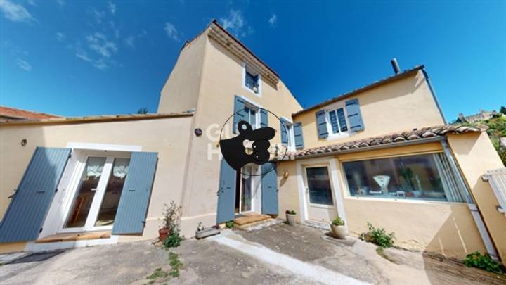 5 bedrooms house for sale in Mondragon, France